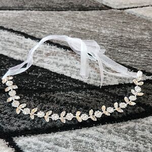 ELEGANT FLORAL LEAF CRYSTAL RHINESTONE SELF-TIE WHITE MESH RIBBON HEADPIECE